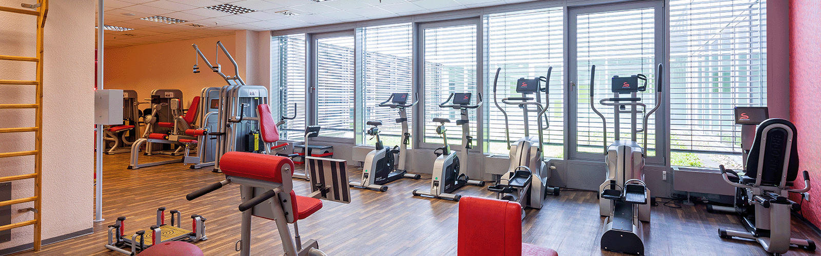 Fitnesstraining und Krankengymnastik in Charlottenburg